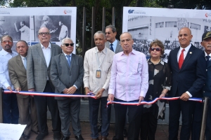 A 60 Años de la Gesta: Exposición fotográfica revive participación del pueblo en la Revolución de abril