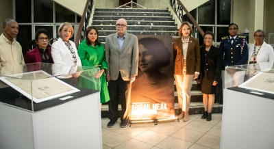 AGN invita a visitar la exposición sobre Abigail Mejía y la prensa
